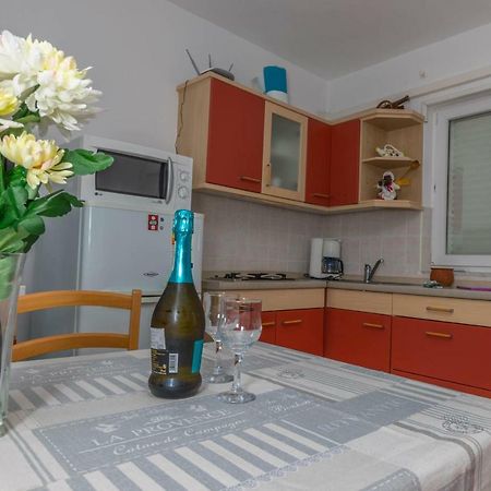 Apartman Zlatica Dramalj Ngoại thất bức ảnh