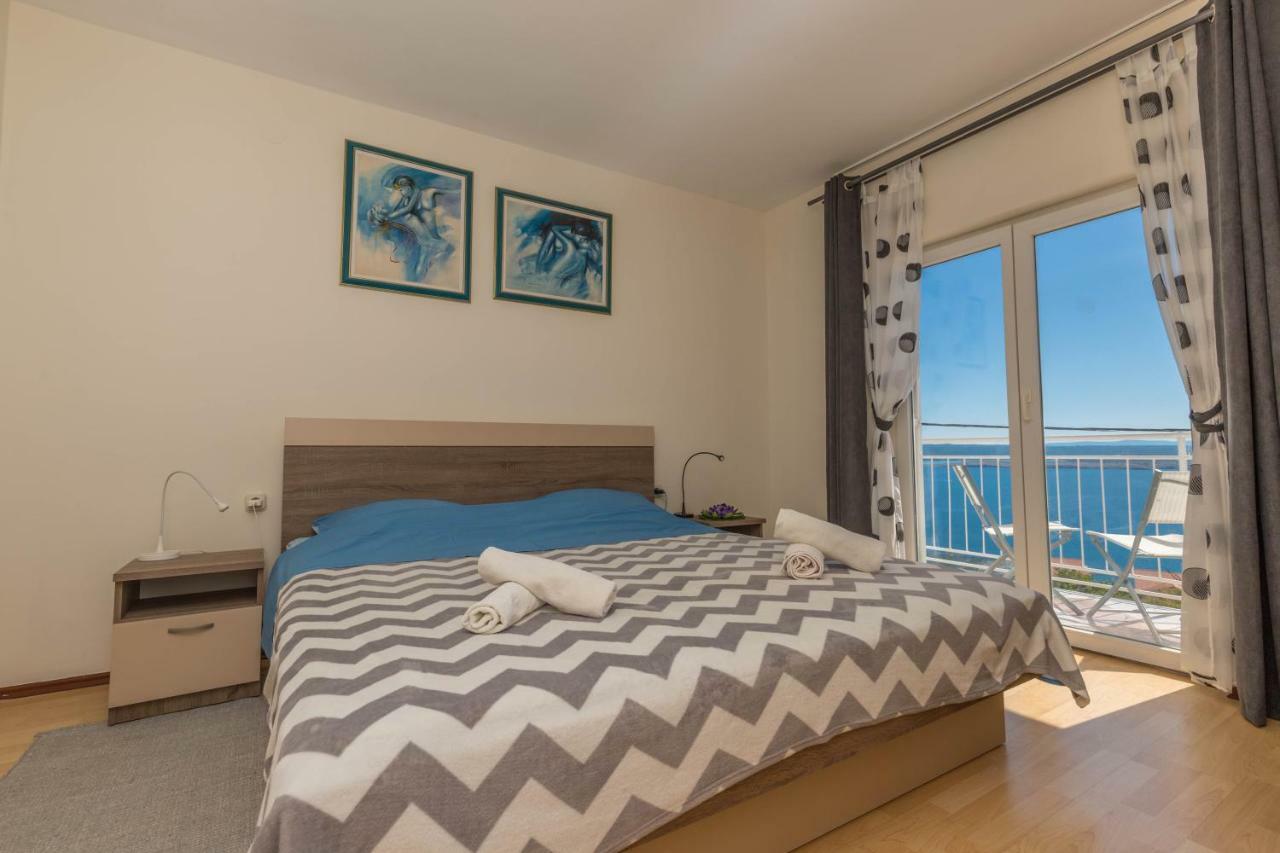 Apartman Zlatica Dramalj Ngoại thất bức ảnh