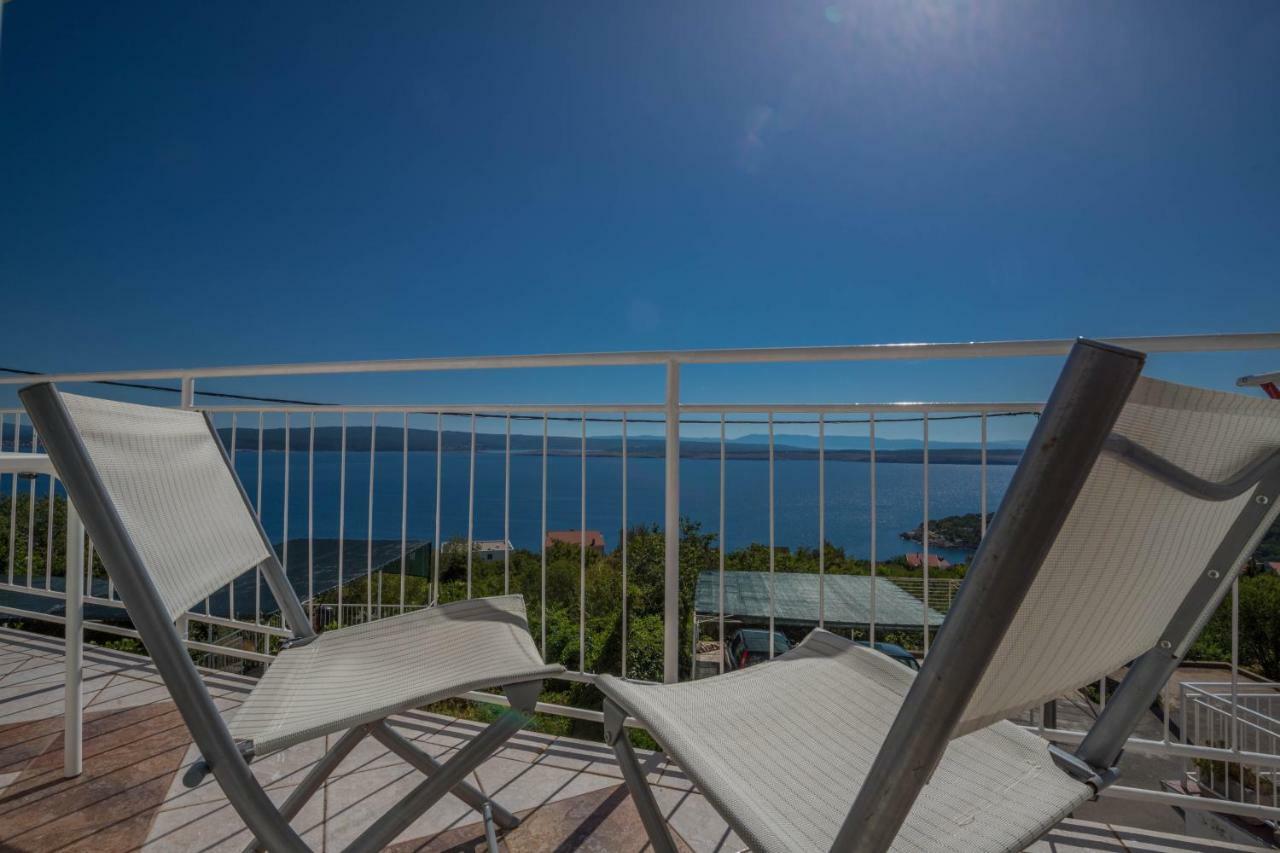 Apartman Zlatica Dramalj Ngoại thất bức ảnh