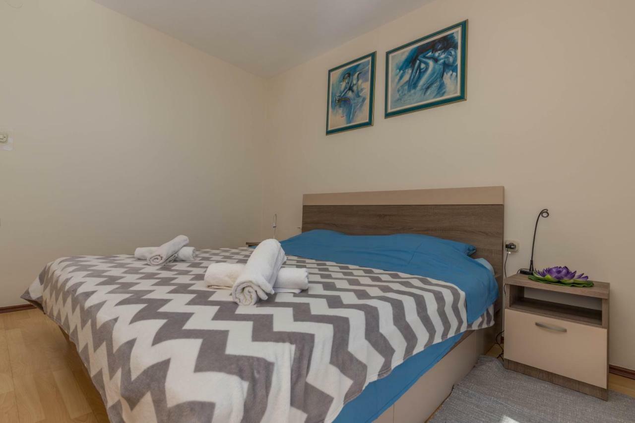 Apartman Zlatica Dramalj Ngoại thất bức ảnh